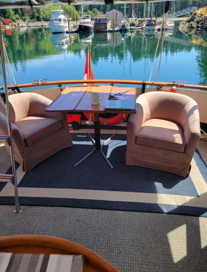 1977 Pacemaker 40 Motor Yacht Photo 8 of 38