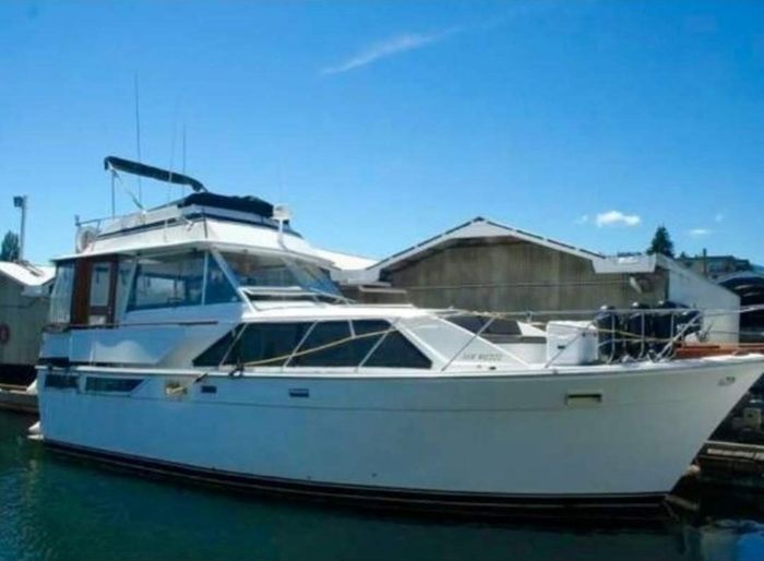 1977 Pacemaker 40 Motor Yacht Photo 1 of 38