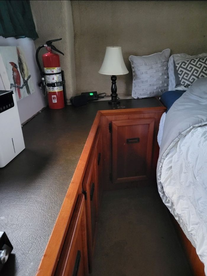 1977 Pacemaker 40 Motor Yacht Photo 29 of 38
