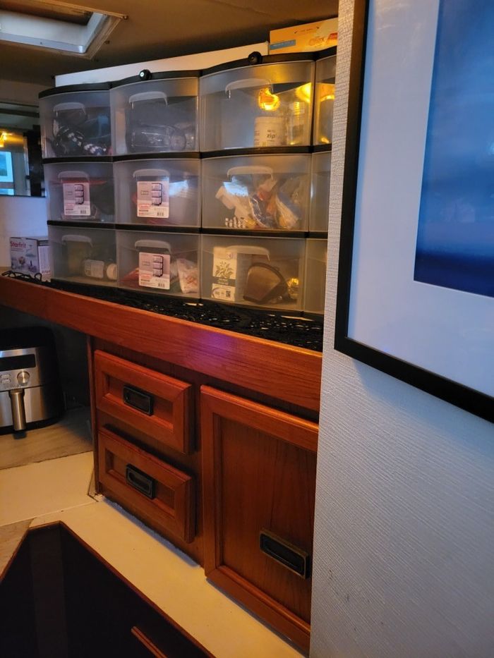 1977 Pacemaker 40 Motor Yacht Photo 20 of 38