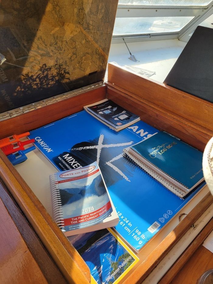 1977 Pacemaker 40 Motor Yacht Photo 10 of 38