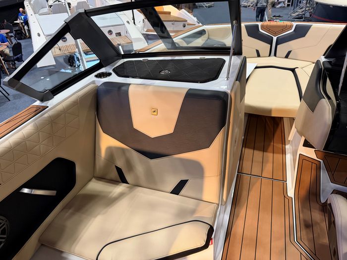 2026 Nautique GS24 Photo 4 of 6
