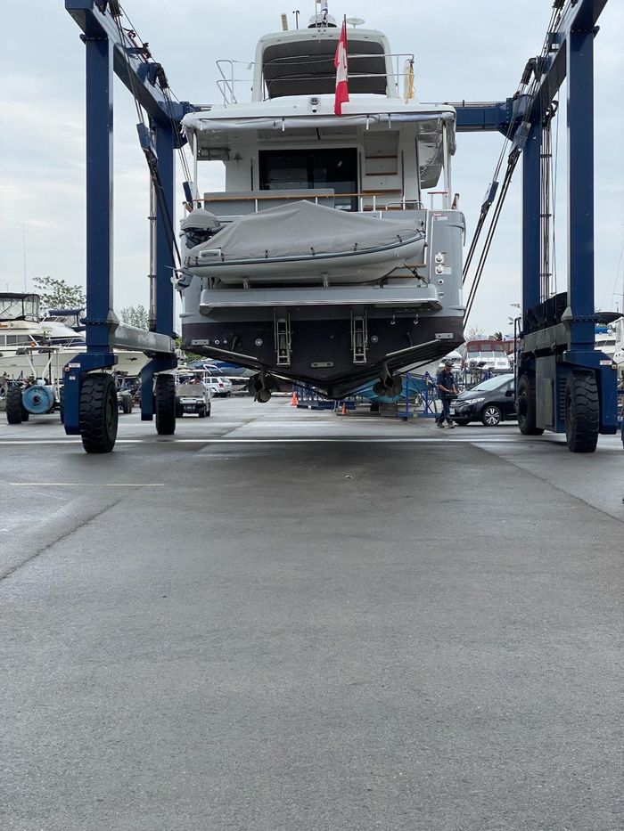 2018 Beneteau Swift Trawler 50 Photo 8 of 111