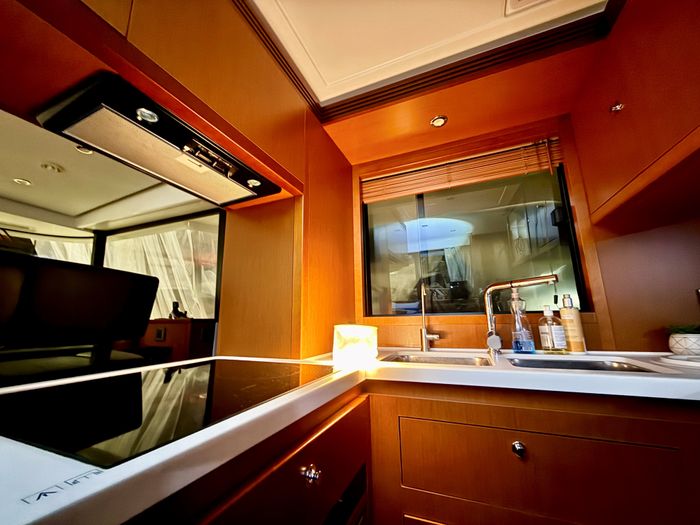 2018 Beneteau Swift Trawler 50 Photo 53 of 111