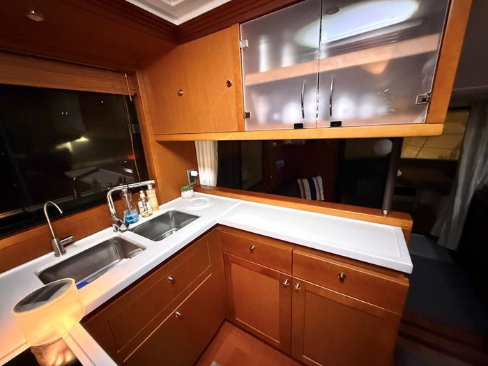 2018 Beneteau Swift Trawler 50 Photo 58 of 111