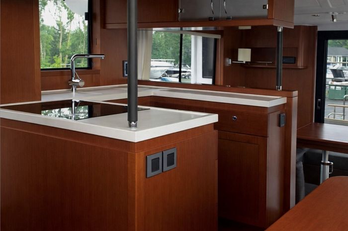 2018 Beneteau Swift Trawler 50 Photo 61 of 111