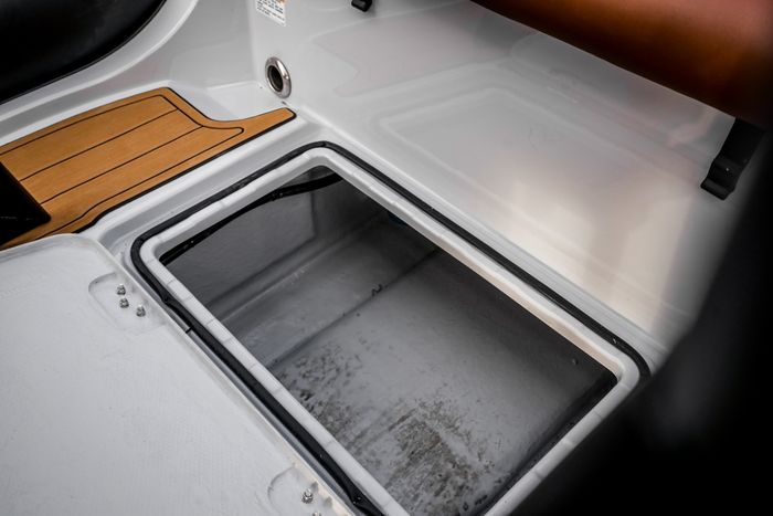 2027 Brig Navigator 20 Photo 20 of 49