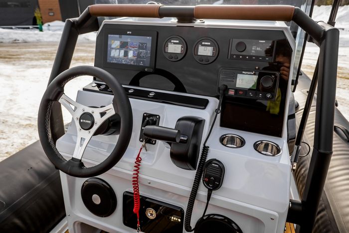 2027 Brig Navigator 20 Photo 34 of 49