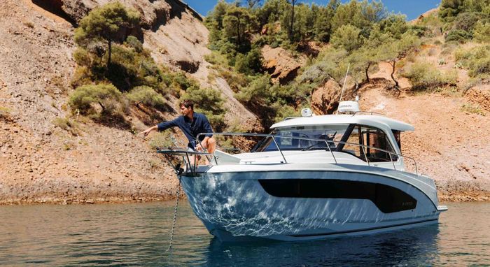 2026 Beneteau Antares 9 OB Photo 2 of 8