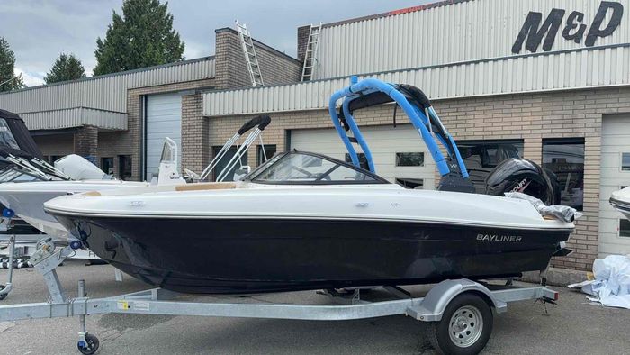 2026 Bayliner VR4OB Photo 2 sur 8