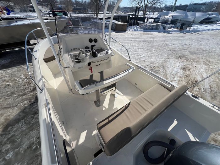 2022 White Shark 210 CC Photo 10 of 13