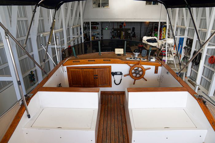 1978 CHB Trawler 34' Photo 4 of 35