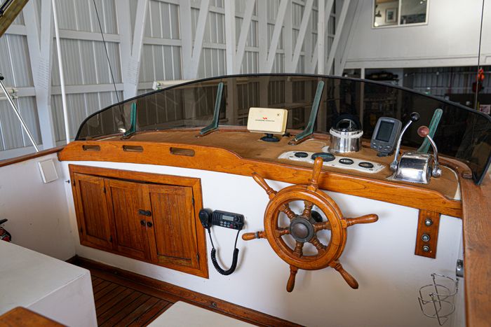 1978 CHB Trawler 34' Photo 5 of 35