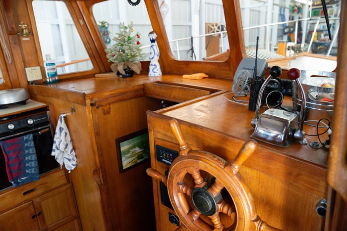 1978 CHB Trawler 34' Photo 17 of 35