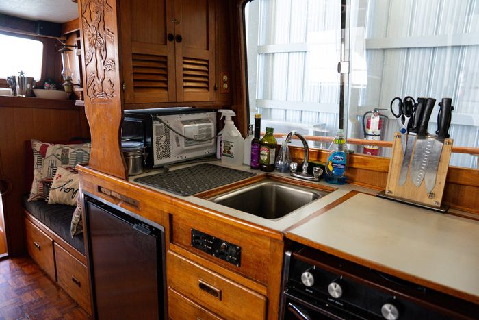 1978 CHB Trawler 34' Photo 22 of 35