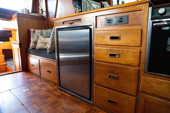 1978 CHB Trawler 34' Photo 23 of 35