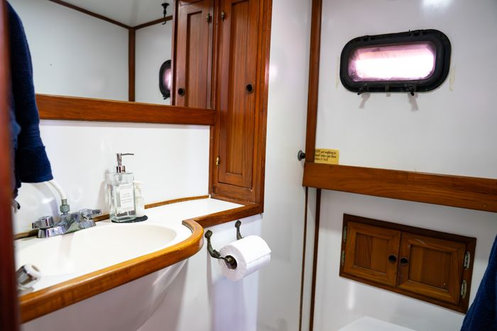 1978 CHB Trawler 34' Photo 30 of 35