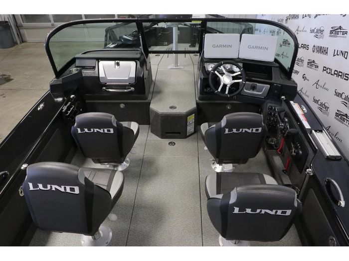 2026 Lund 1975 Pro-V Sport + MERCURY 225 HP & remorque Photo 6 sur 30