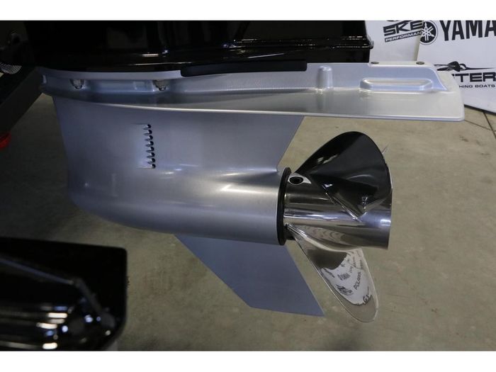2026 Lund 1975 Pro-V Sport + MERCURY 225 HP & remorque Photo 25 sur 30
