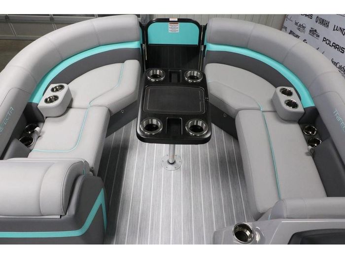2023 Trifecta 24 UL CS + YAMAHA 150 HP Photo 6 sur 23