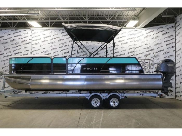 2023 Trifecta 24 UL CS + YAMAHA 150 HP Photo 22 sur 23