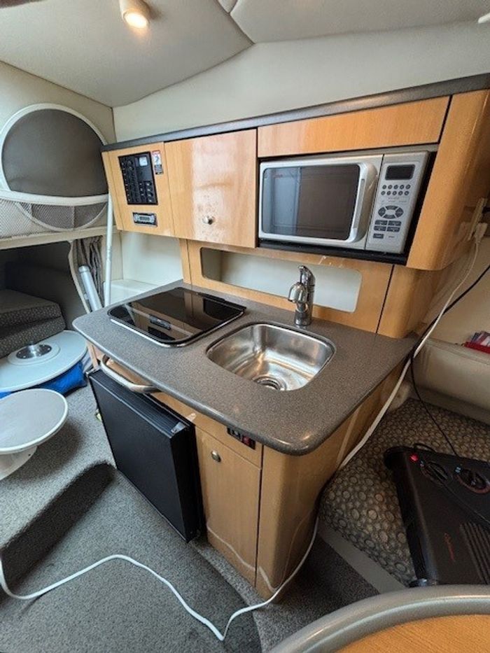2004 Maxum 2500 SE Photo 16 sur 29