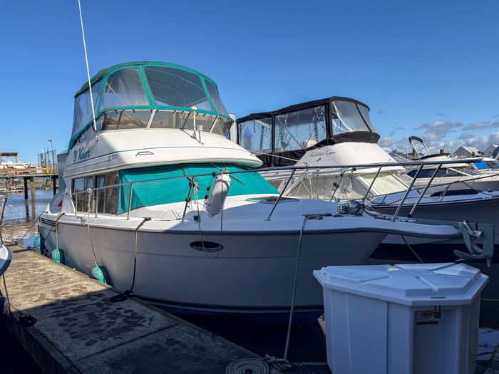 1994 Carver 320 Voyager Photo 13 sur 29