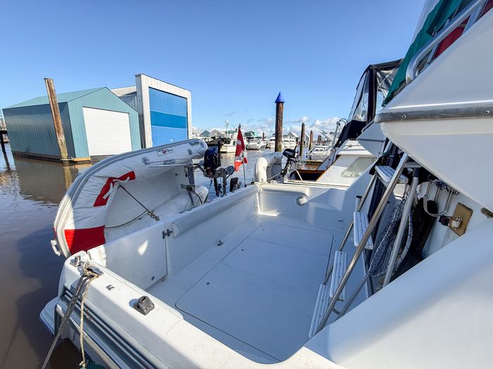 1994 Carver 320 Voyager Photo 14 sur 29