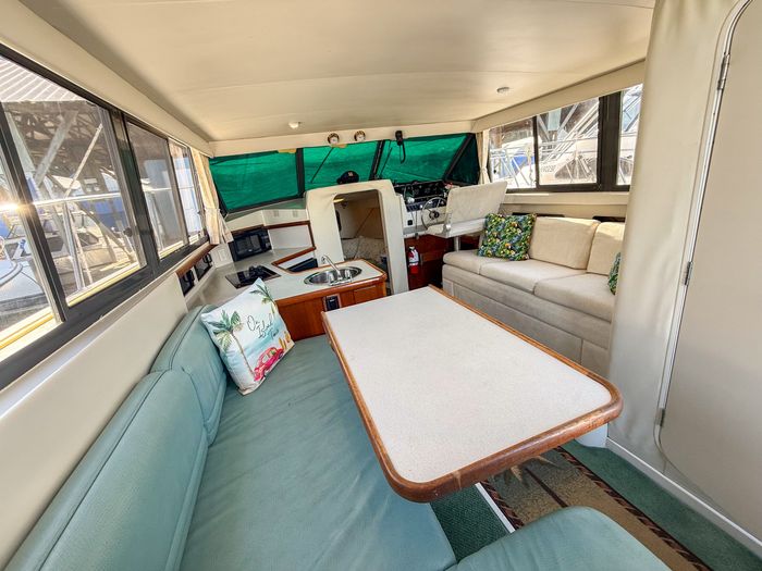 1994 Carver 320 Voyager Photo 20 sur 29