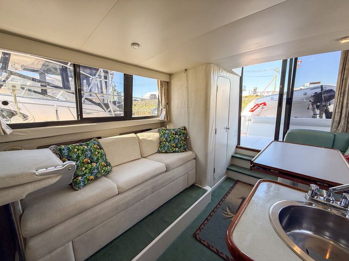 1994 Carver 320 Voyager Photo 22 sur 29