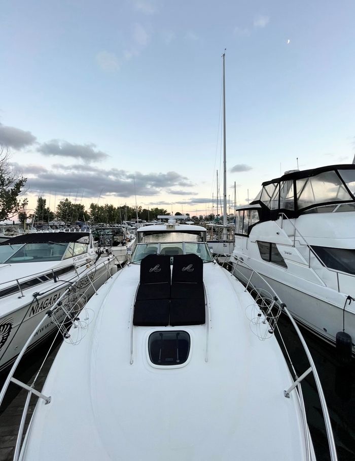 2012 Sea Ray 390 Photo 8 of 42
