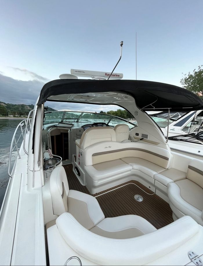 2012 Sea Ray 390 Photo 17 of 42