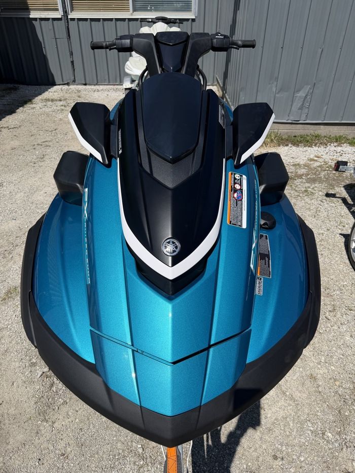 2026 Yamaha FX Cruiser SVHO Lagoon Blue Photo 4 of 12