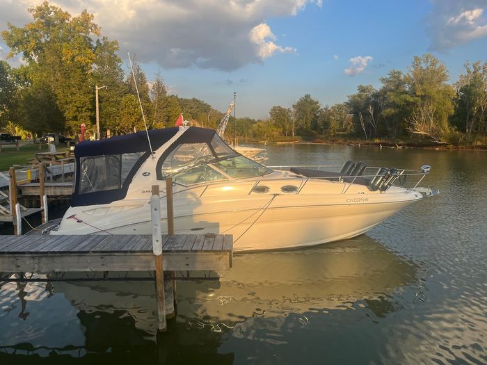 2005 Sea Ray 320 Sundancer Photo 5 of 24