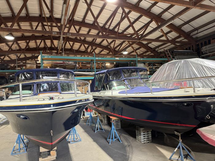 1998 CraigCraft Marine Launch Photo 2 of 28
