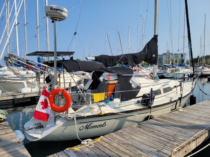 1987 Mirage 32 Sloop Photo 1 of 14