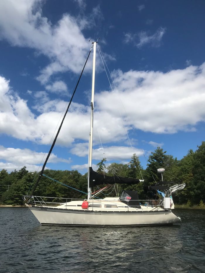 1987 Mirage 32 Sloop Photo 13 of 14