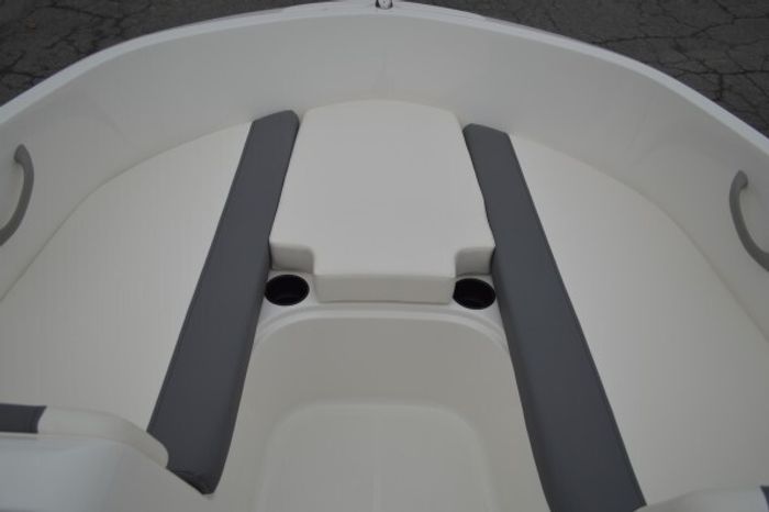 2026 Bayliner E16LE 75ELPT 4S EFI EDI.LIMITE Photo 6 of 15