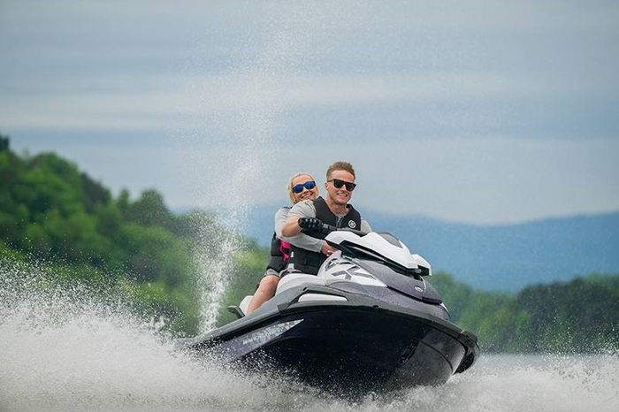 2026 Yamaha WaveRunner® VX Cruiser HO Photo 3 sur 4