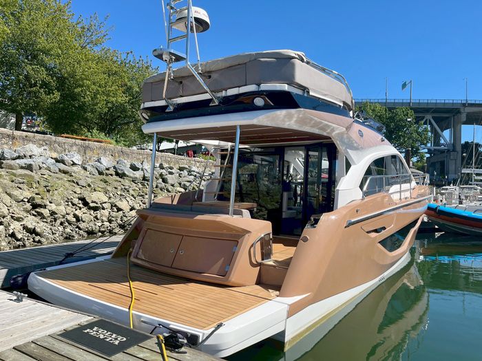 2025 Sessa Marine F47 Photo 9 sur 39