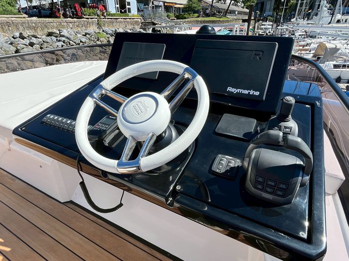 2025 Sessa Marine F47 Photo 18 sur 39