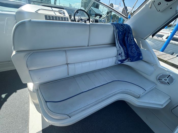 1994 Sea Ray 290 Sundancer Photo 12 sur 52