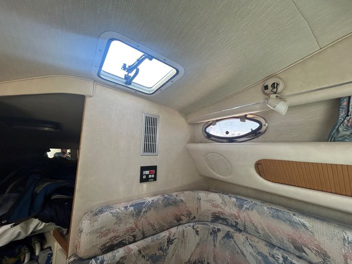 1994 Sea Ray 290 Sundancer Photo 31 sur 52