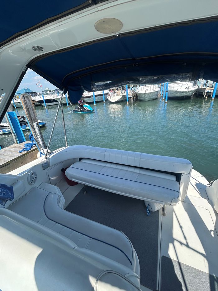 1994 Sea Ray 290 Sundancer Photo 14 sur 52