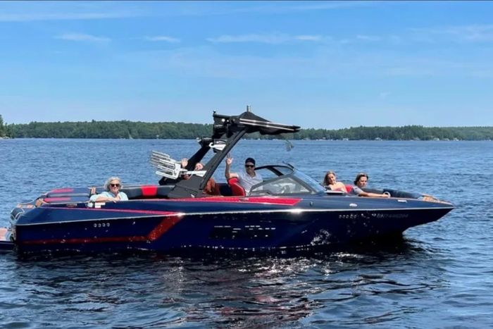 2021 Malibu 24 MXZ Wakesetter Photo 14 of 14