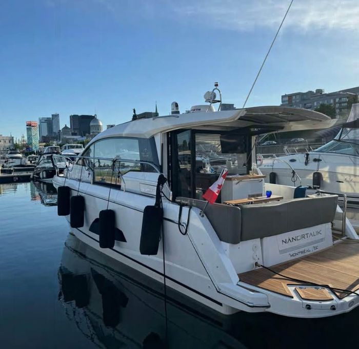 2018 Sealine C330 Photo 2 sur 14