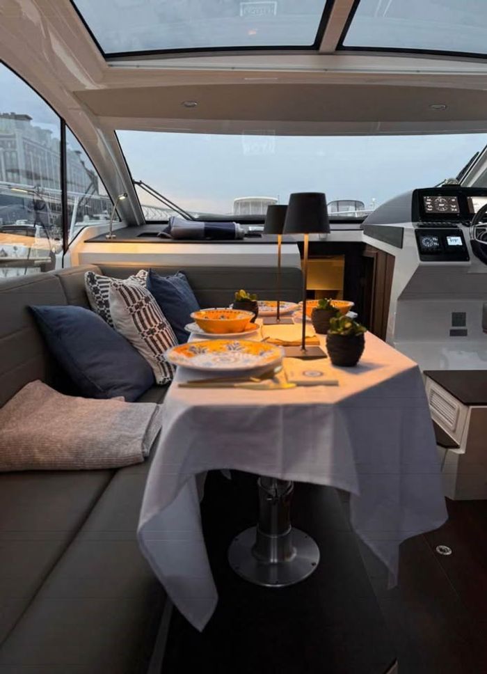 2018 Sealine C330 Photo 4 sur 14