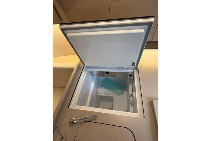 2023 Beneteau Oceanis 34.1 Photo 14 sur 27