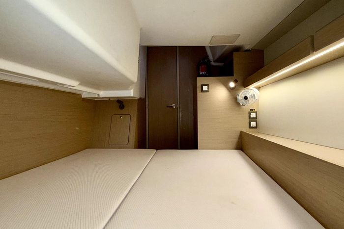 2023 Beneteau Oceanis 34.1 Photo 25 sur 27
