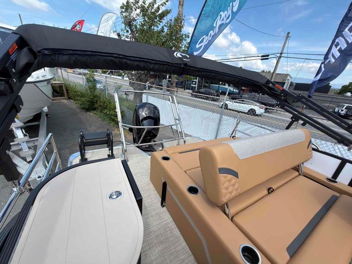 2026 Crest Conquest 215 SLSC Photo 6 sur 12